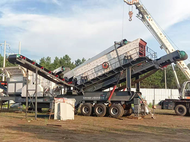 廣東汕尾時產(chǎn)100噸移動破碎篩分一體機即將投產(chǎn)