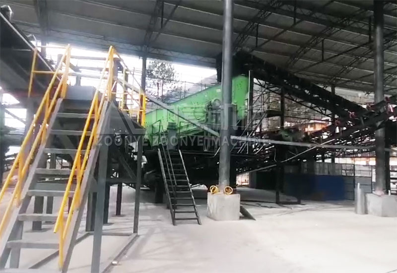 裝修垃圾處理生產(chǎn)線現(xiàn)場-棒條弛張篩 裝修垃圾處理生產(chǎn)線現(xiàn)場-棒條弛張篩