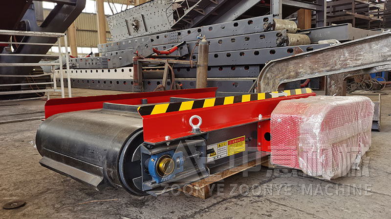 建筑渣土機(jī)械分選機(jī)除鐵器實(shí)地工廠圖片 建筑渣土機(jī)械分選機(jī)除鐵器實(shí)地工廠圖片